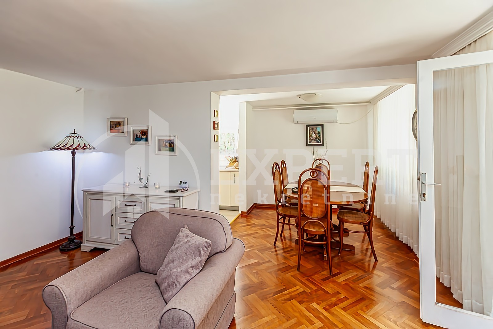 četvorosobna kuća, 383 m2, Durlan, Gutenbergova ID: p-013914 2