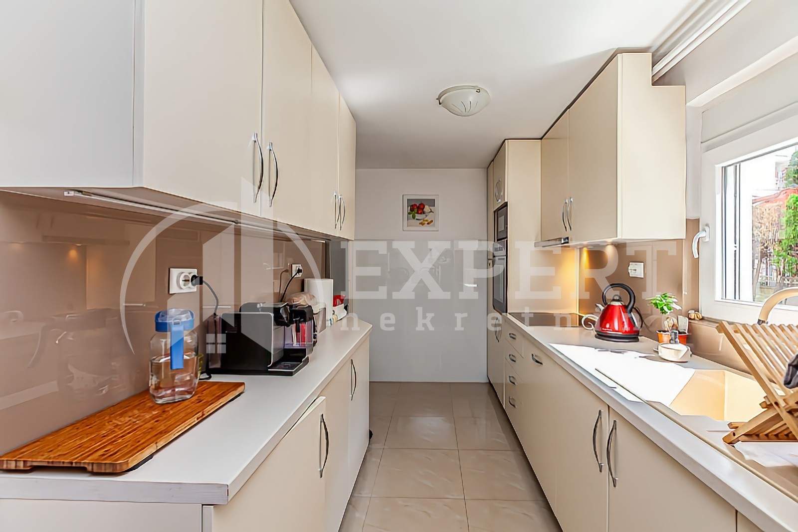 četvorosobna kuća, 383 m2, Durlan, Gutenbergova ID: p-013914 3