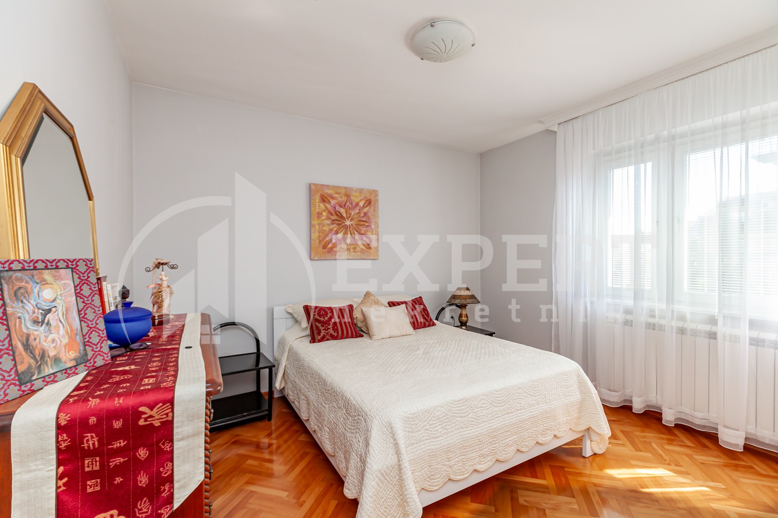 četvorosobna kuća, 383 m2, Durlan, Gutenbergova ID: p-013914 24