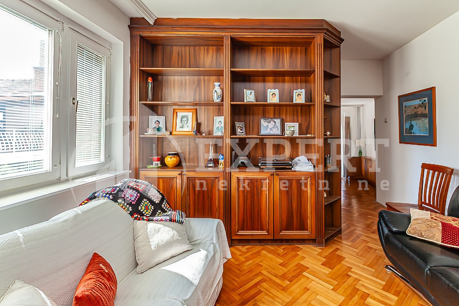 četvorosobna kuća, 383 m2, Durlan, Gutenbergova ID: p-013914 14