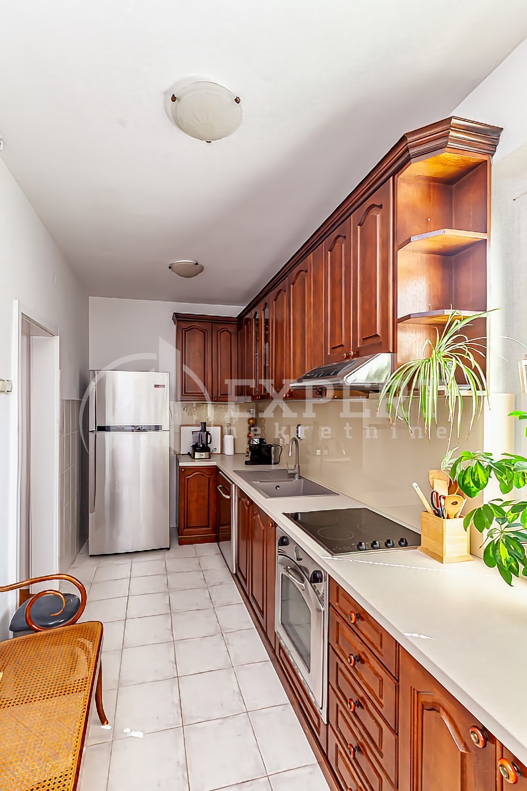 četvorosobna kuća, 383 m2, Durlan, Gutenbergova ID: p-013914 15