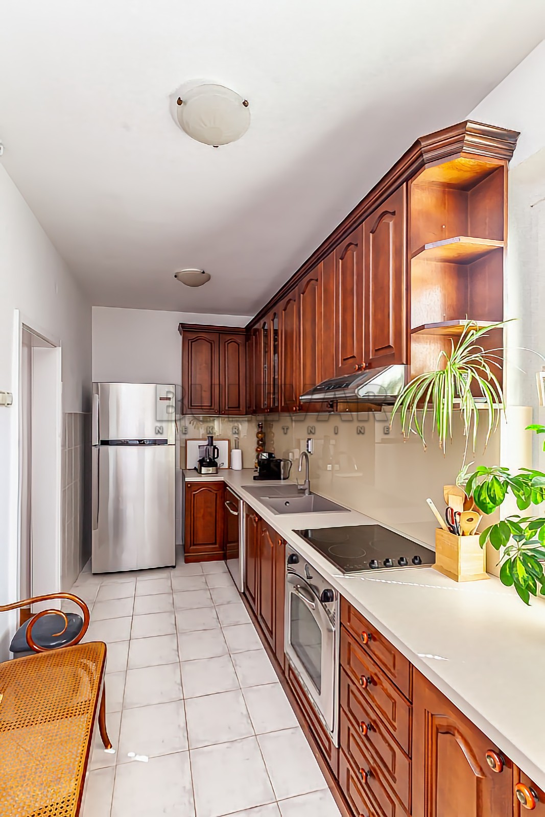 četvorosobna kuća, 383 m2, Durlan, Gutenbergova ID: p-013914 15