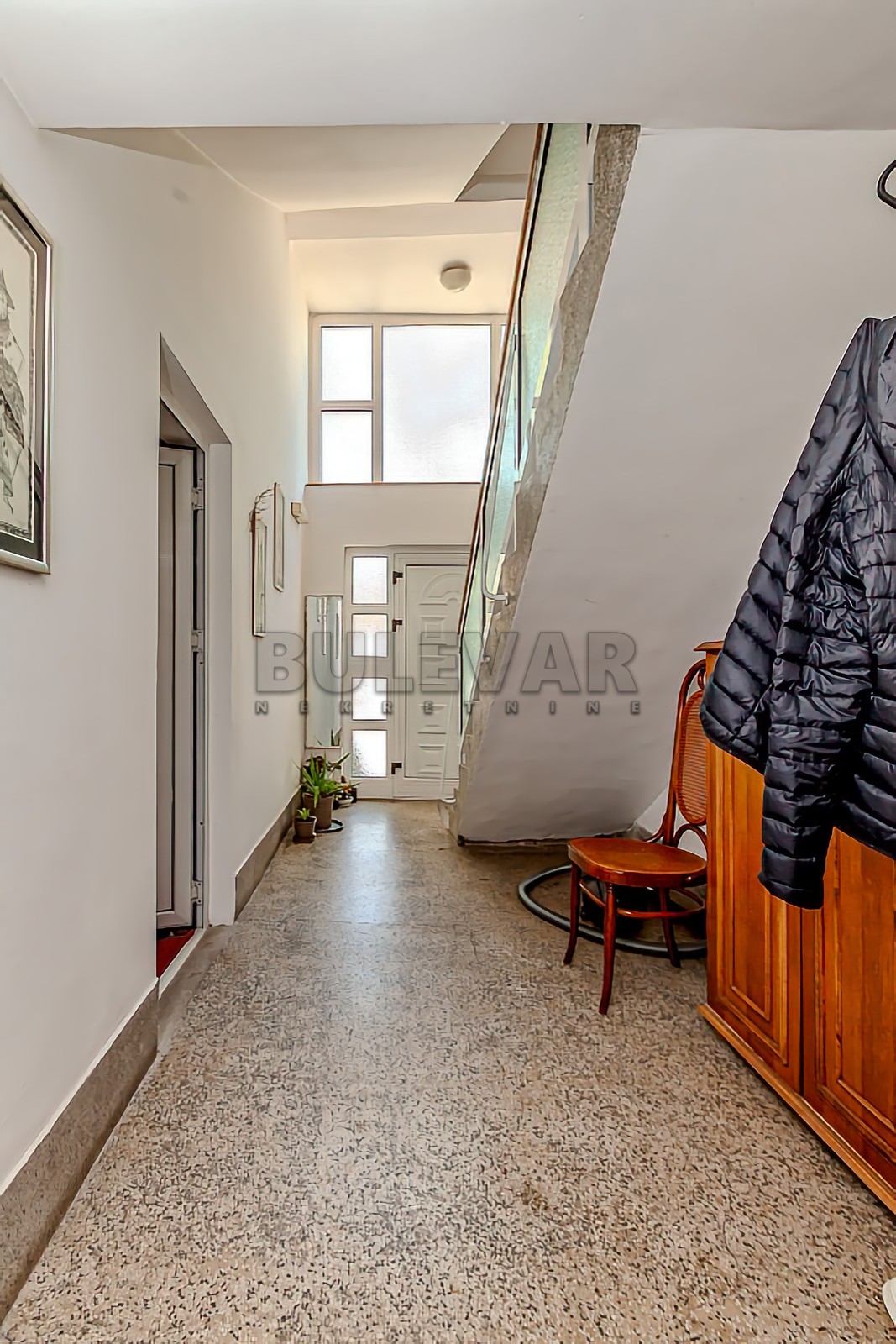 četvorosobna kuća, 383 m2, Durlan, Gutenbergova ID: p-013914 5