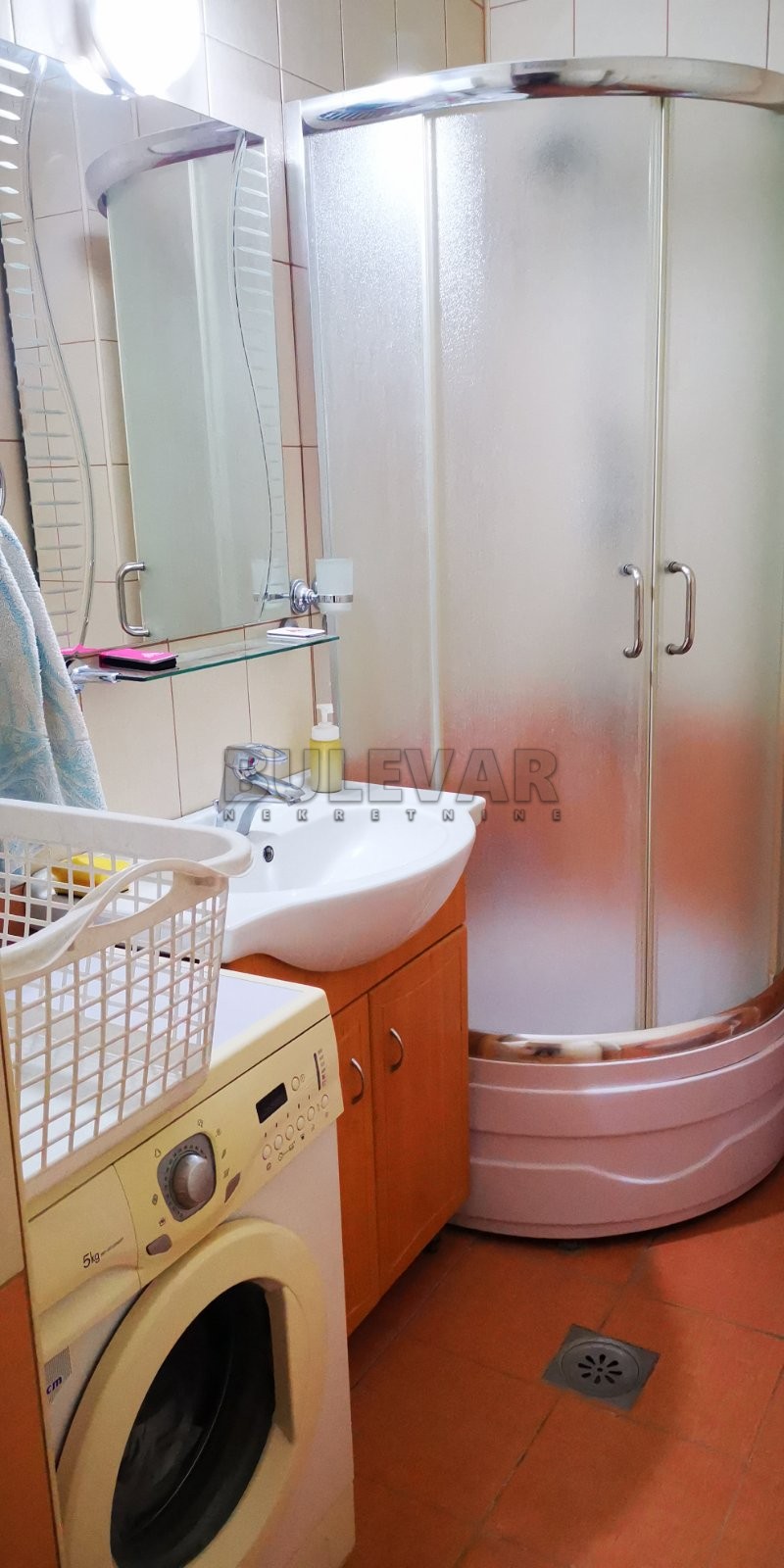 Dvosoban stan, 70 m2, Duvanište, Patrisa Lumumbe ID: i-013932 15