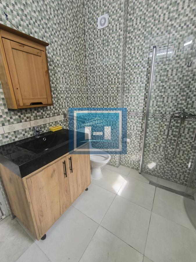 Na prodaju potpuno renovirana kuća od 153m² sa placem od 3,375 ari 13