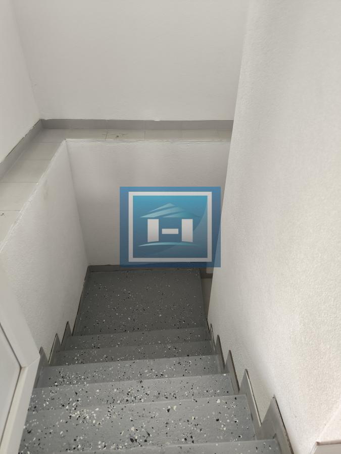 Na prodaju potpuno renovirana kuća od 153m² sa placem od 3,375 ari 14