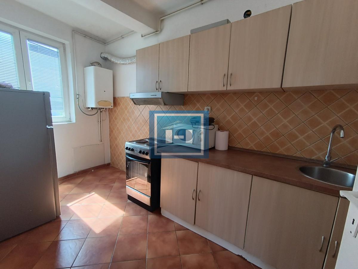 Odličan stan u centru Jagodine 11