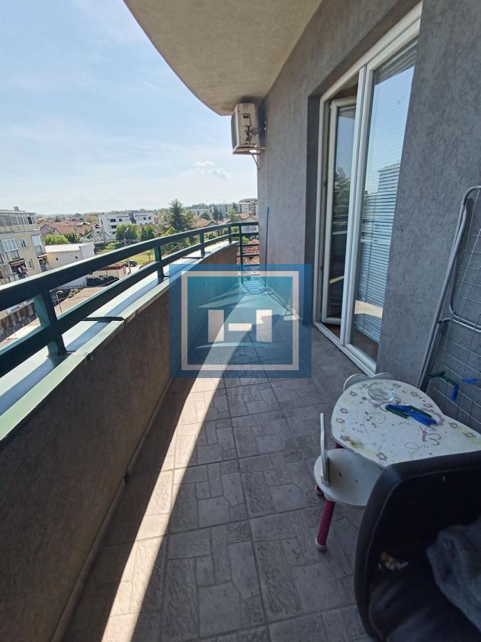 Odličan stan u centru Jagodine 16