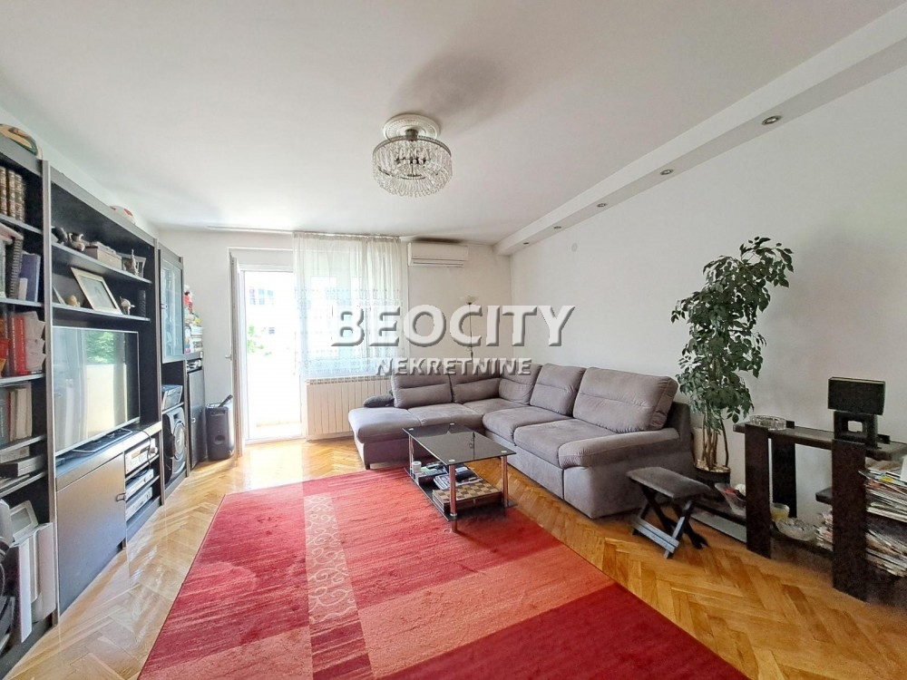 Dvosoban stan, 63 m2, Slavija ID: 118241 1