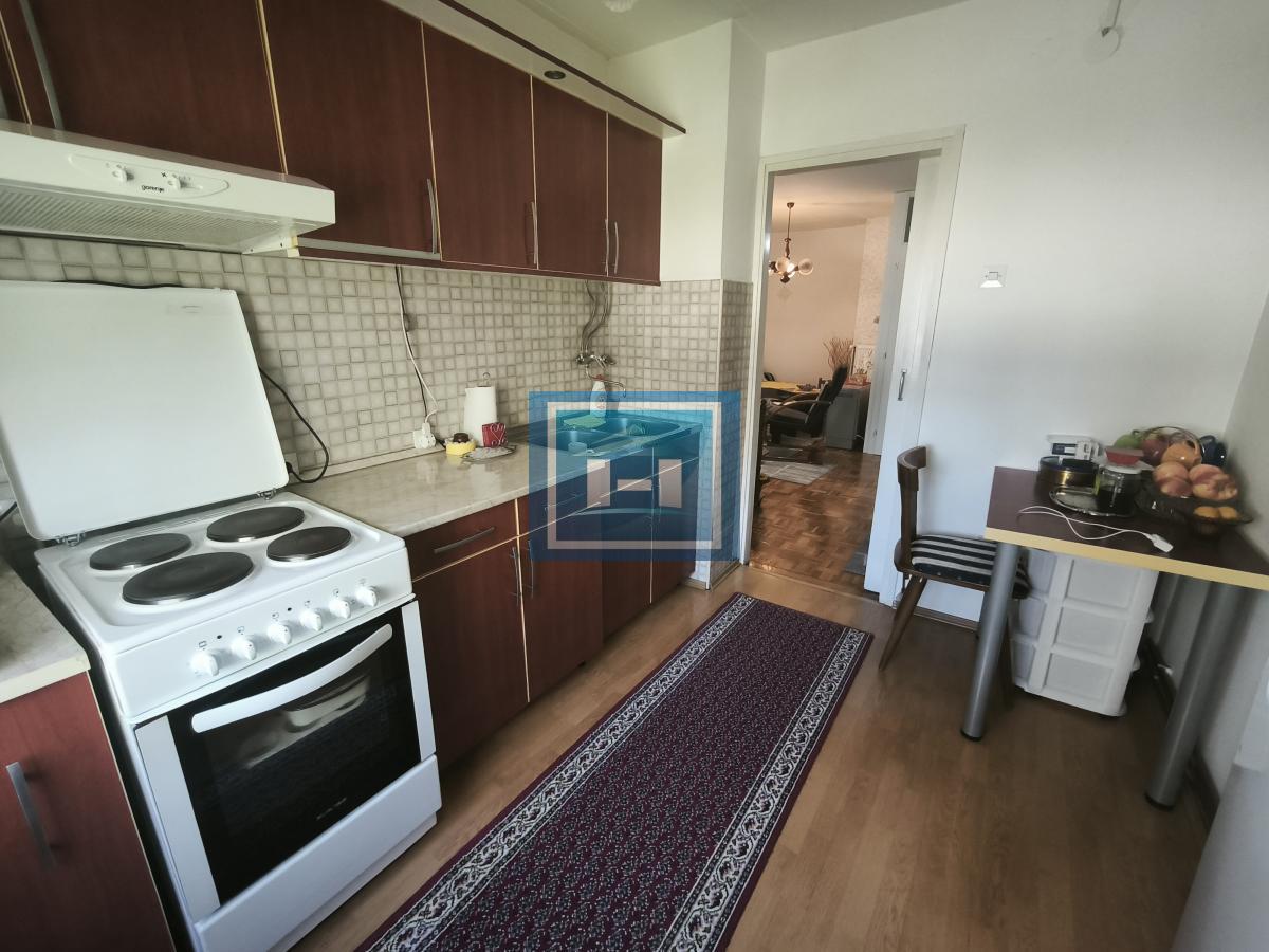Na prodaju stan u prizemlju – 61m², blizina centra Ćuprije! 12