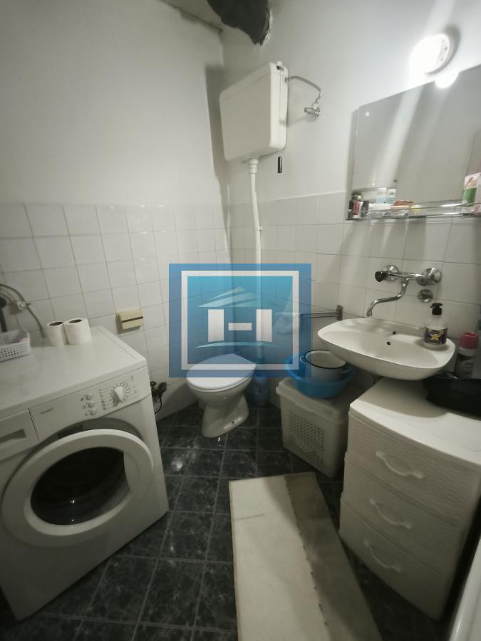 Na prodaju stan u prizemlju – 61m², blizina centra Ćuprije! 15