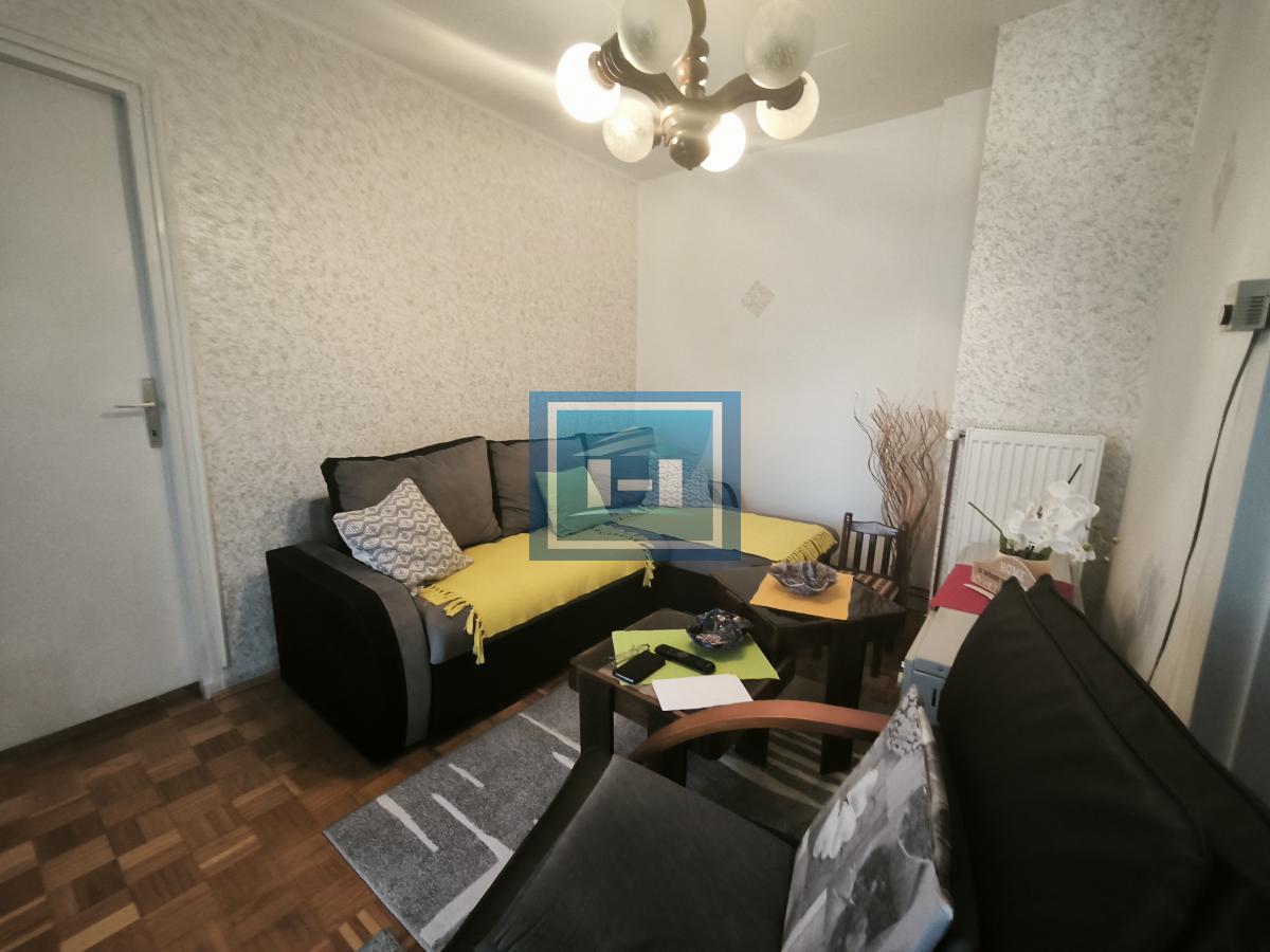 Na prodaju stan u prizemlju – 61m², blizina centra Ćuprije! 2