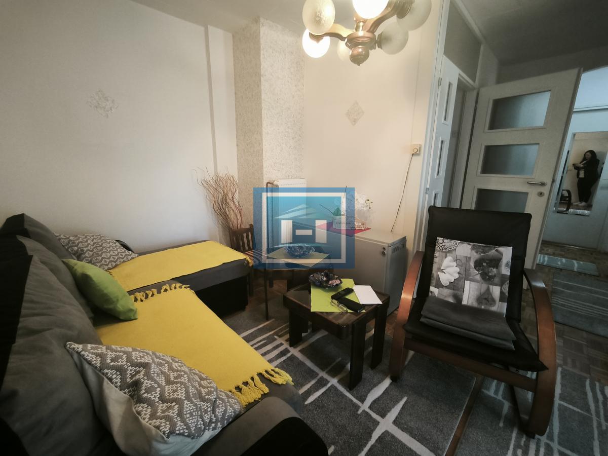 Na prodaju stan u prizemlju – 61m², blizina centra Ćuprije! 3