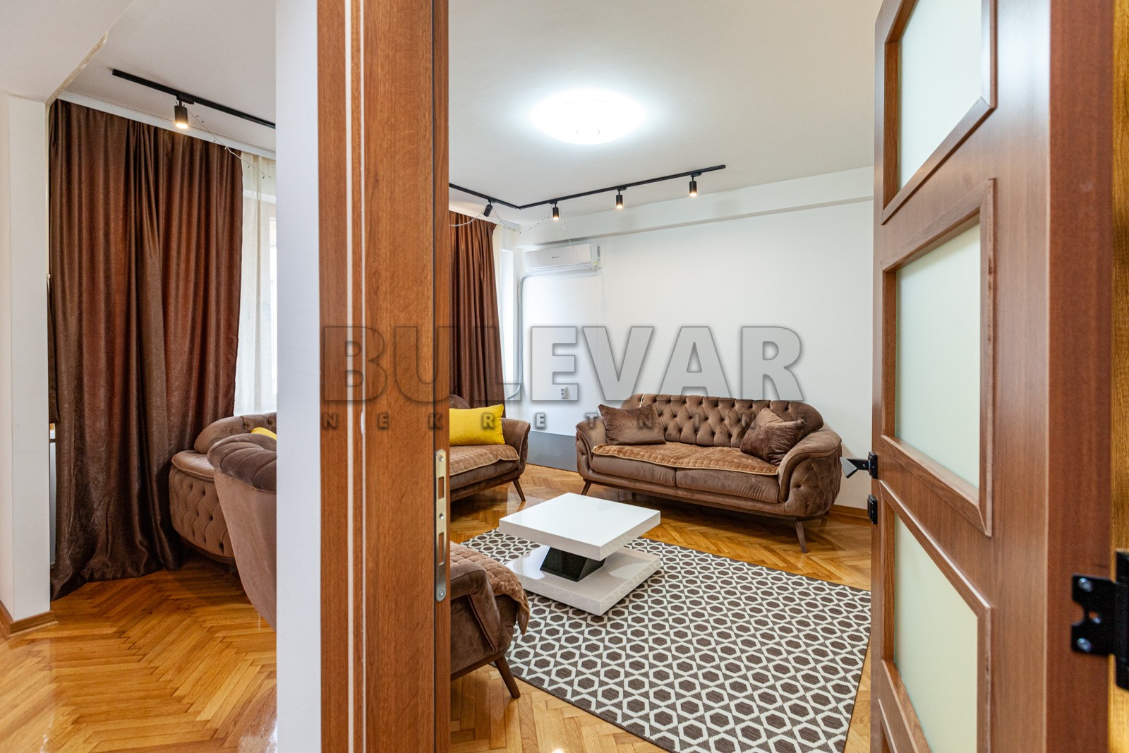 Trosoban stan, 75 m2, Centar, Svetozara Markovića ID: p-05044 19