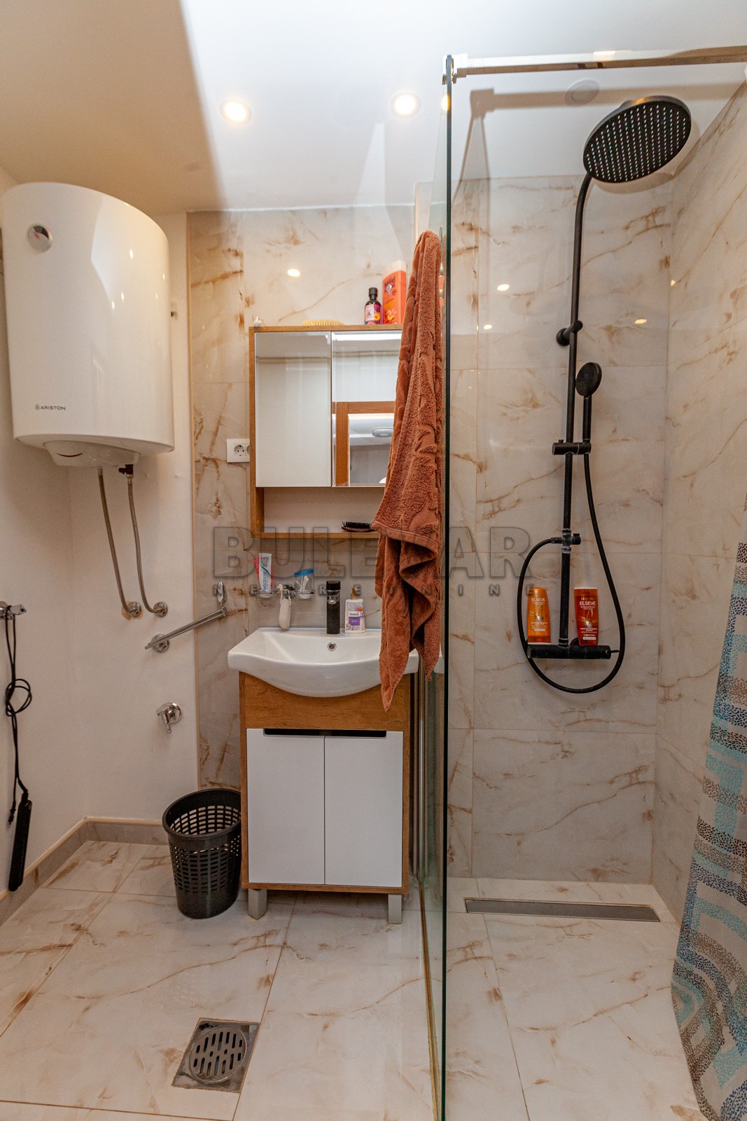 Trosoban stan, 75 m2, Centar, Svetozara Markovića ID: p-05044 13