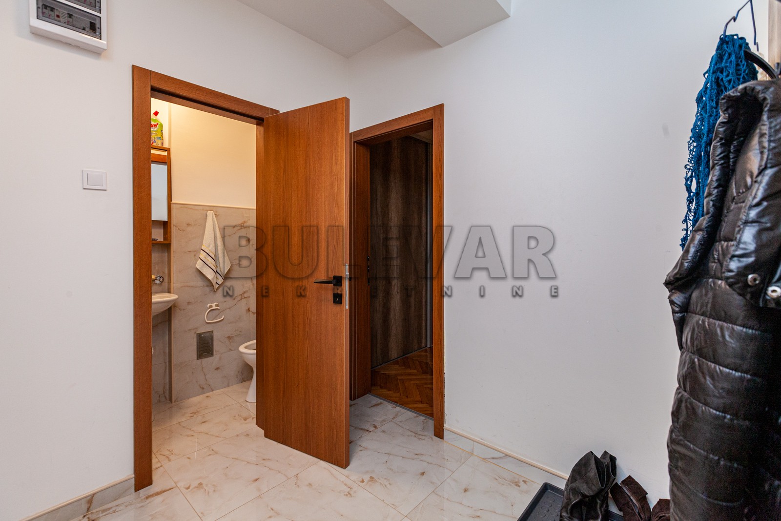 Trosoban stan, 75 m2, Centar, Svetozara Markovića ID: p-05044 9