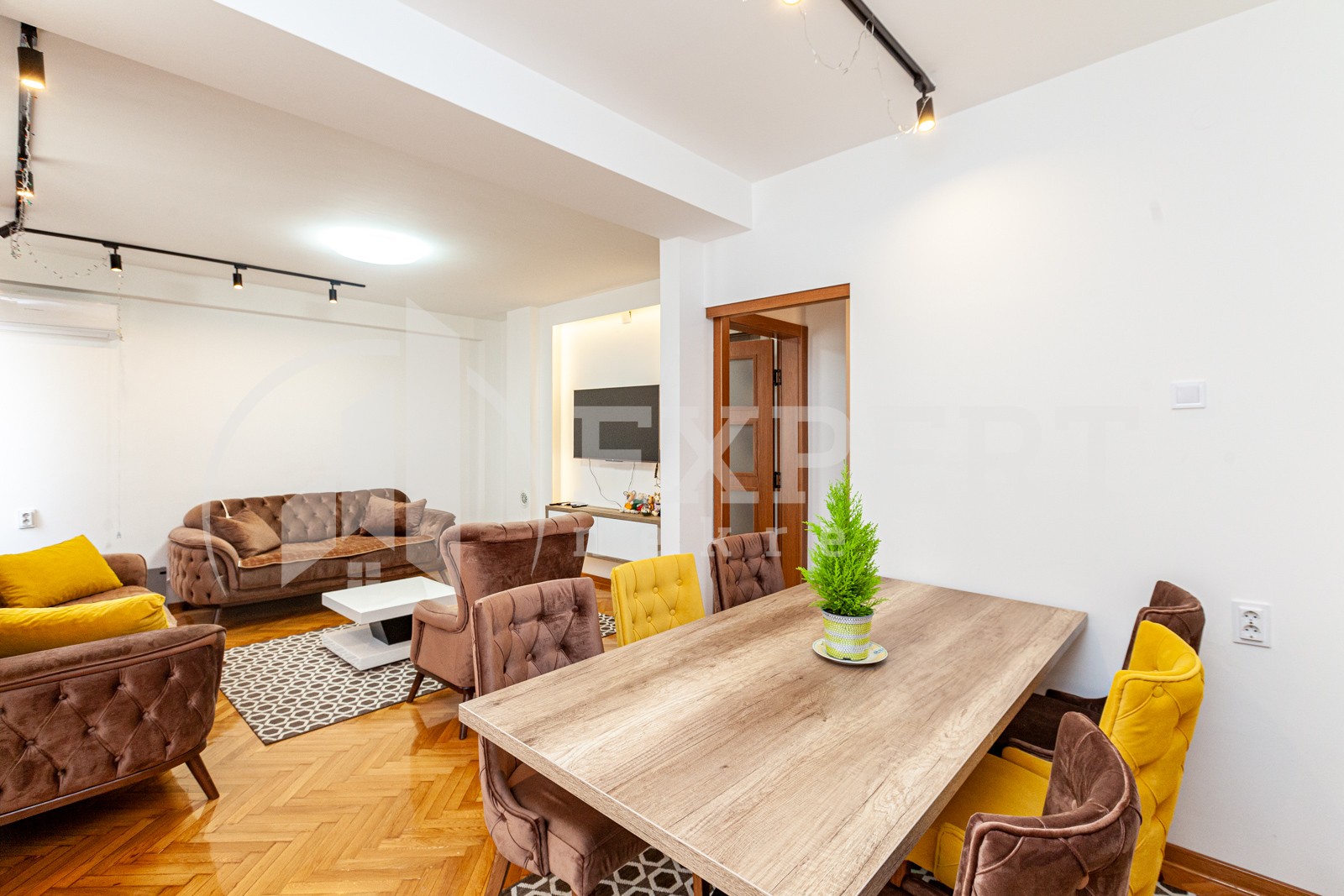 Trosoban stan, 75 m2, Centar, Svetozara Markovića ID: p-05044 3