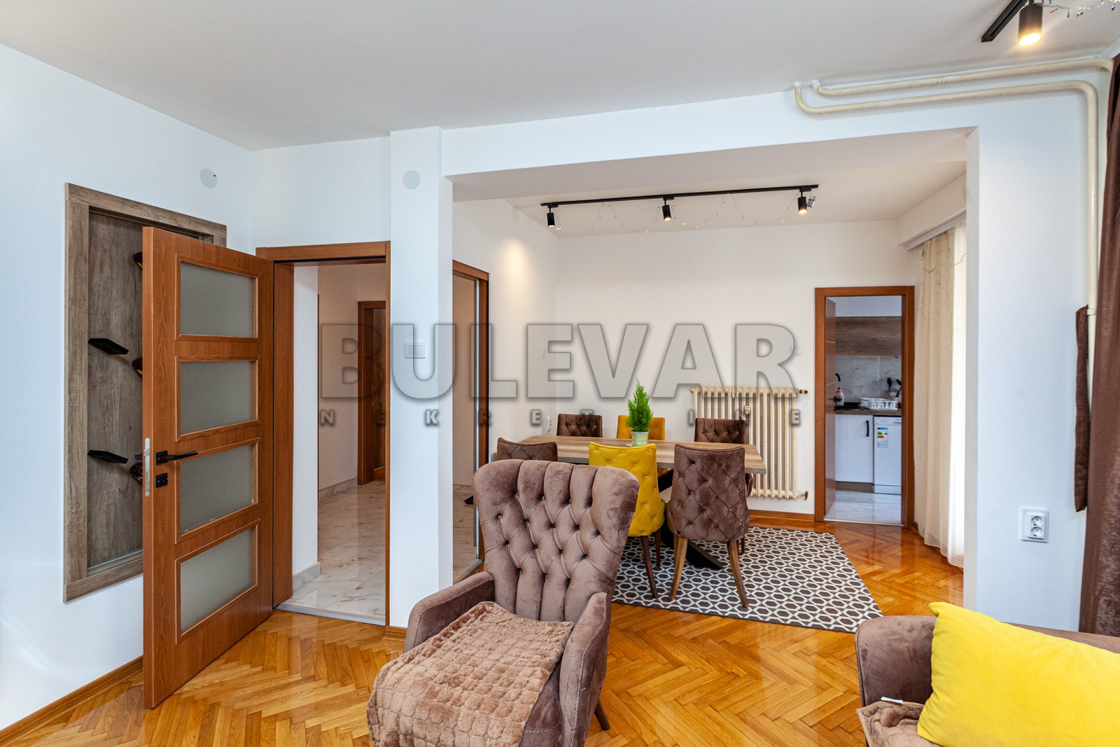 Trosoban stan, 75 m2, Centar, Svetozara Markovića ID: p-05044 4