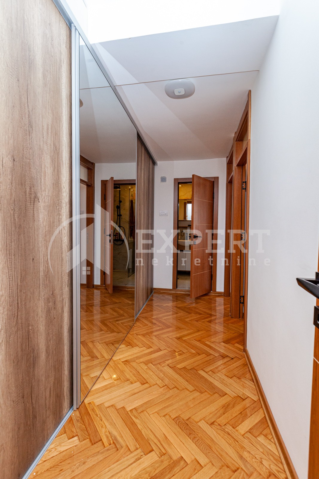 Trosoban stan, 75 m2, Centar, Svetozara Markovića ID: p-05044 11