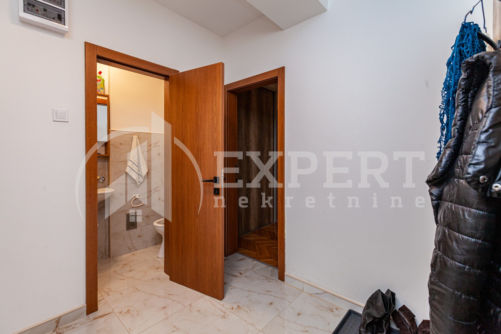 Trosoban stan, 75 m2, Centar, Svetozara Markovića ID: p-05044 9