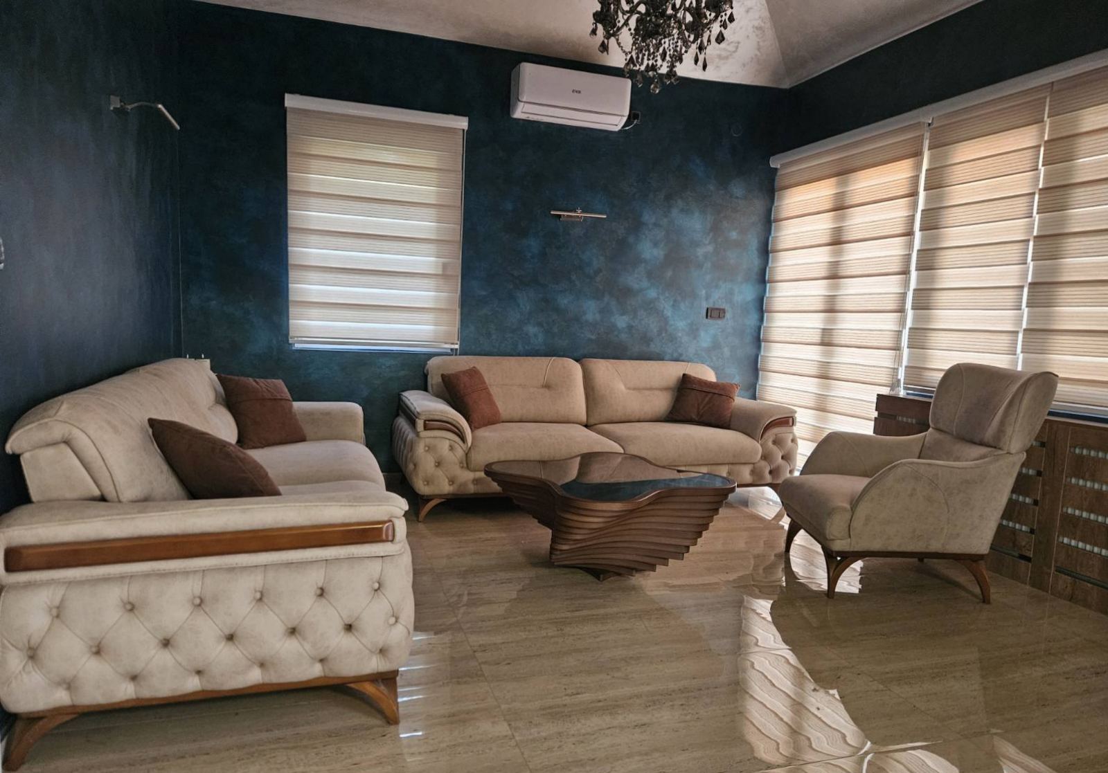 Prodajem ili izdajem LUX kucu u Smederevu 5