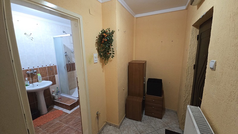Funkcionalan i svetao dvosoban stan 66m2 Senoina Subotica 1