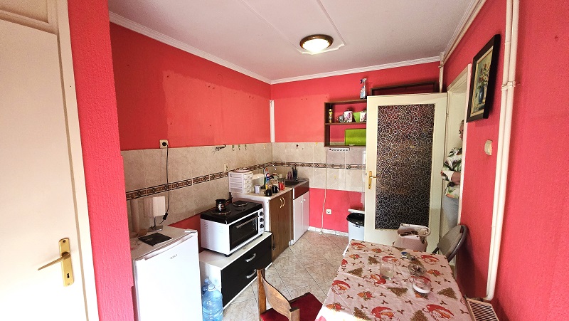 Funkcionalan i svetao dvosoban stan 66m2 Senoina Subotica 4