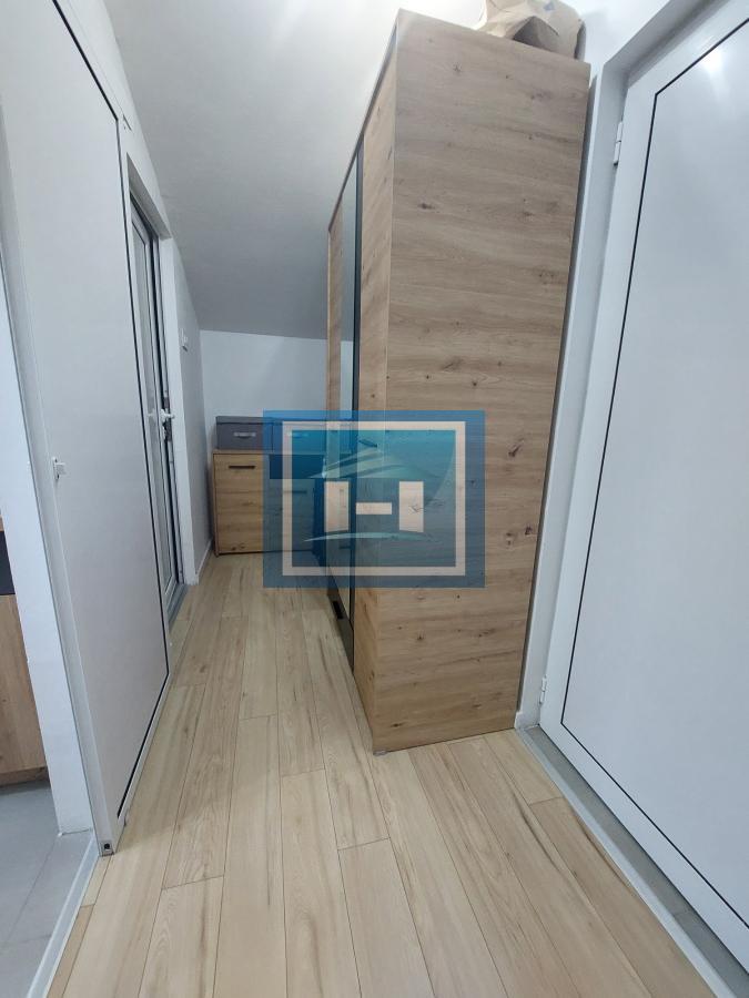 Na prodaju kompletno renoviran stan od 32 m² – idealan za moderan gradski život! 7