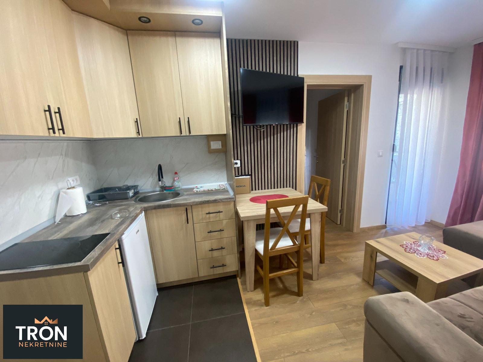 Jednosoban stan u blizini bazena Grabak 33m2 3