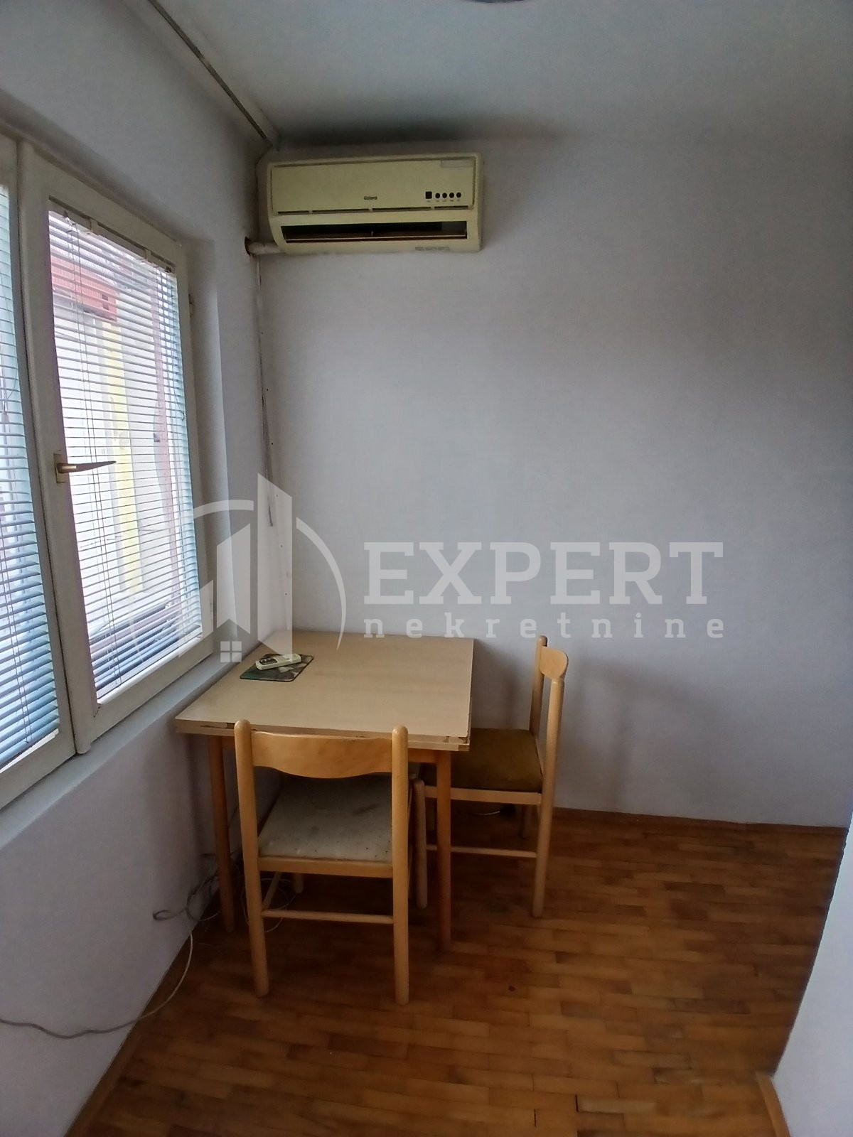 Jednosoban stan, 32 m2, Centar, Strahinjića Bana ID: i-014004 5