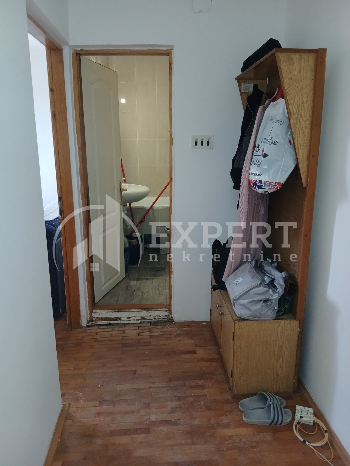 Jednosoban stan, 32 m2, Centar, Strahinjića Bana ID: i-014004 10