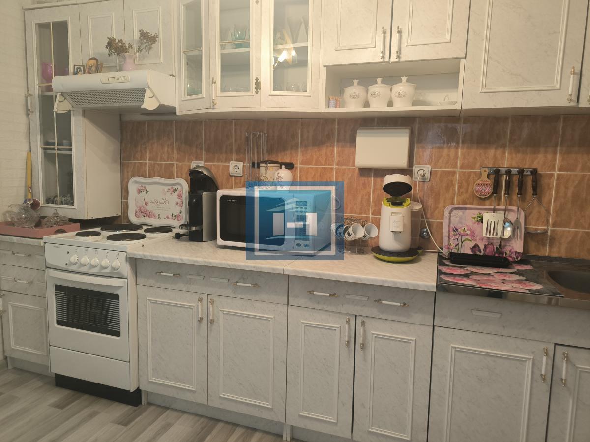 Kuća sa velikim placem u blizini škole i vrtića na prodaju ! 5