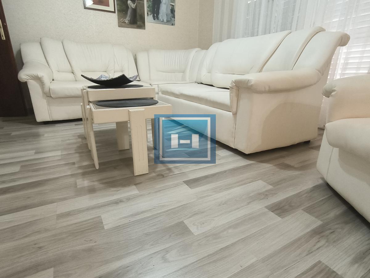 Kuća sa velikim placem u blizini škole i vrtića na prodaju ! 3