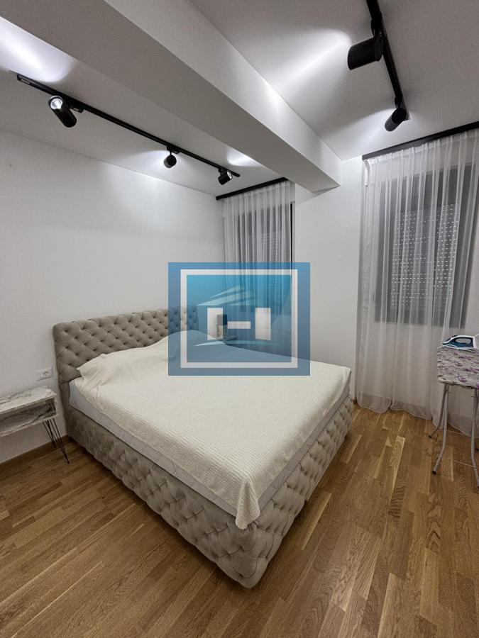 Luksuzan stan u otmenom kompleksu 7