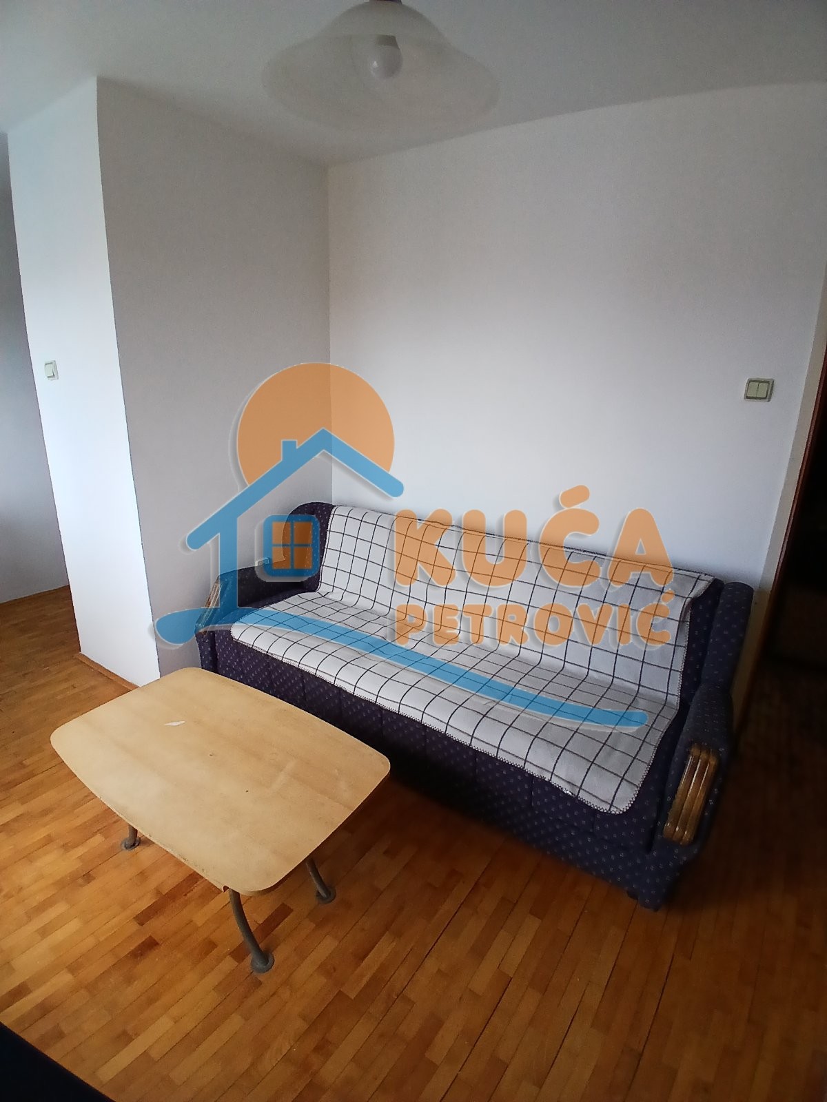 Jednosoban stan, 32 m2, Centar, Strahinjića Bana ID: i-014004 2