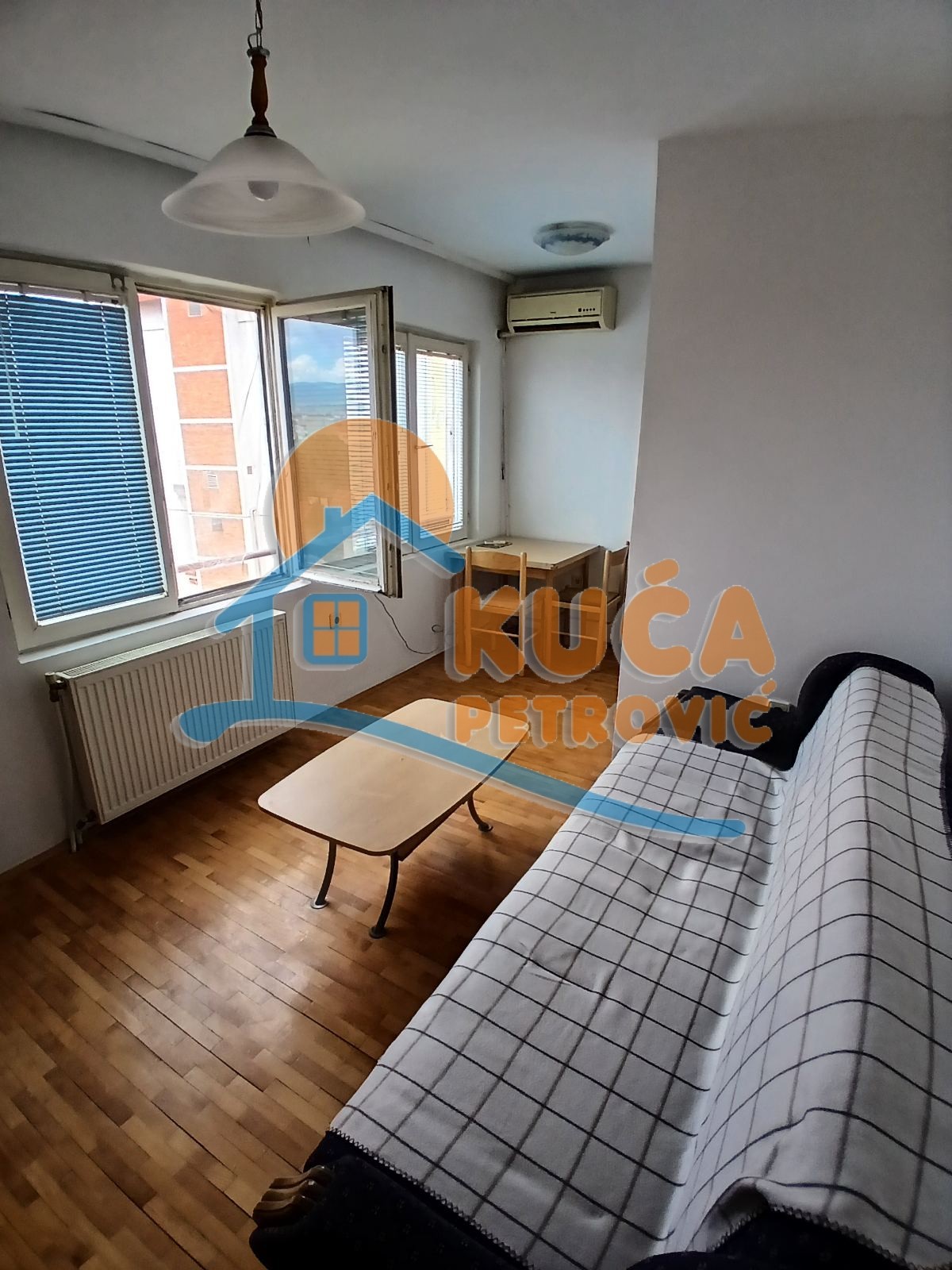 Jednosoban stan, 32 m2, Centar, Strahinjića Bana ID: i-014004 3