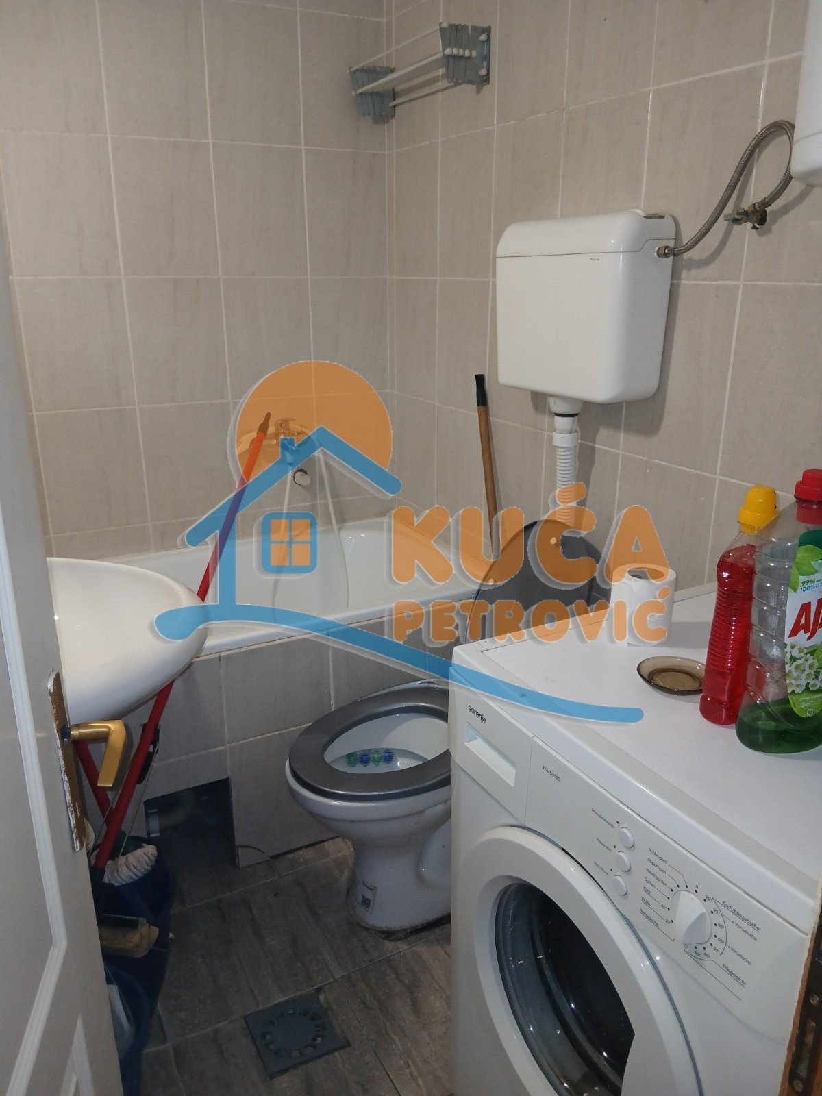 Jednosoban stan, 32 m2, Centar, Strahinjića Bana ID: i-014004 9