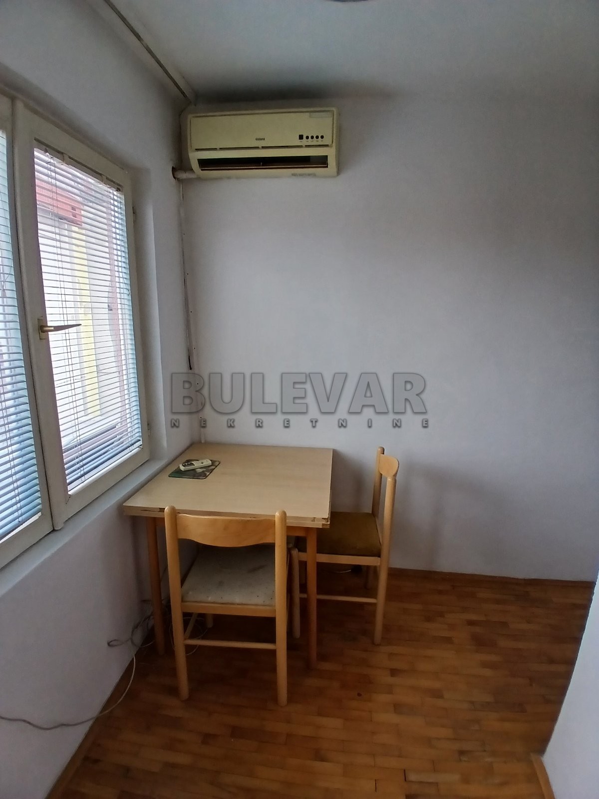 Jednosoban stan, 32 m2, Centar, Strahinjića Bana ID: i-014004 5