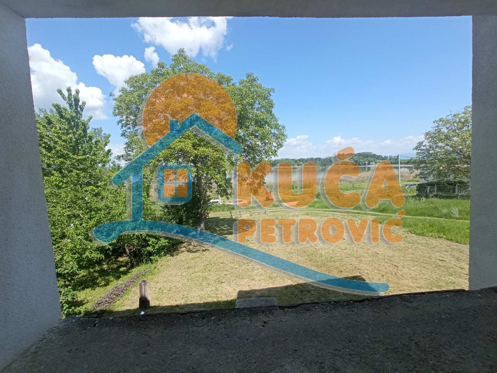 Lokal, 330 m2, Oblačina ID: i-013965 2