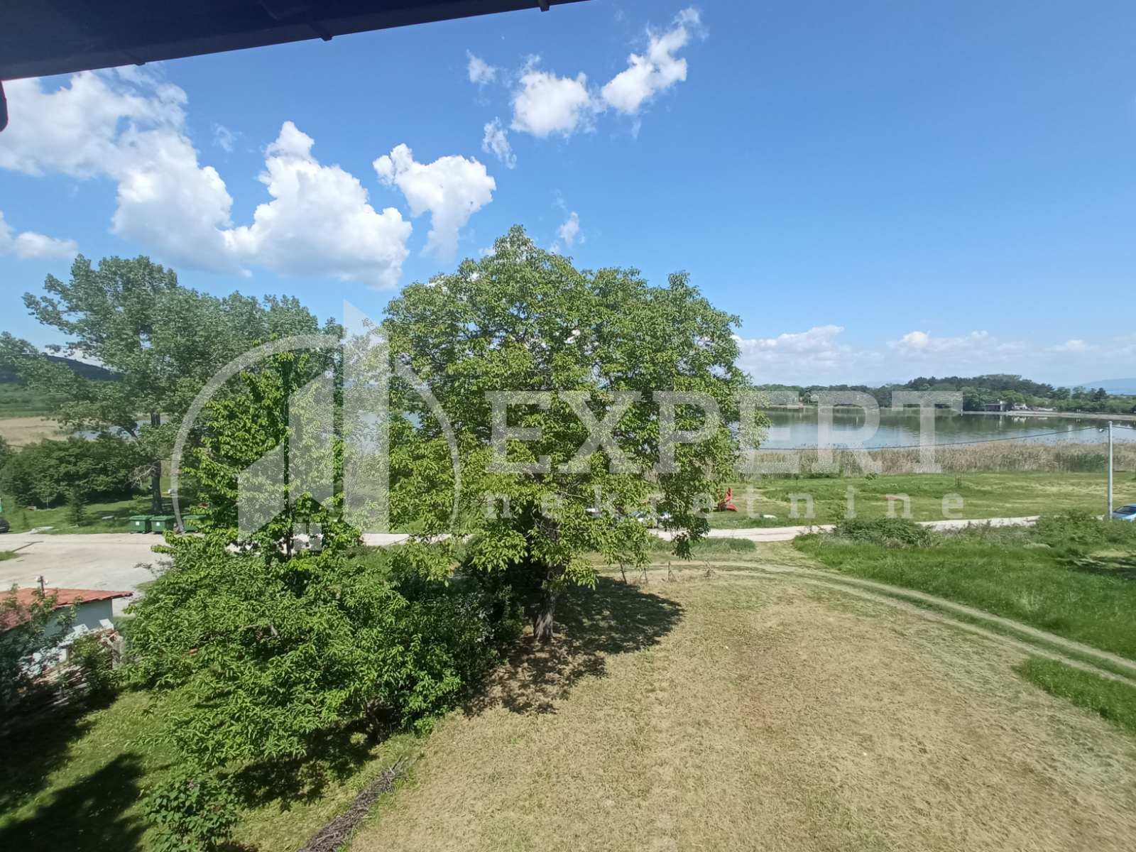 Lokal, 330 m2, Oblačina ID: i-013965 1