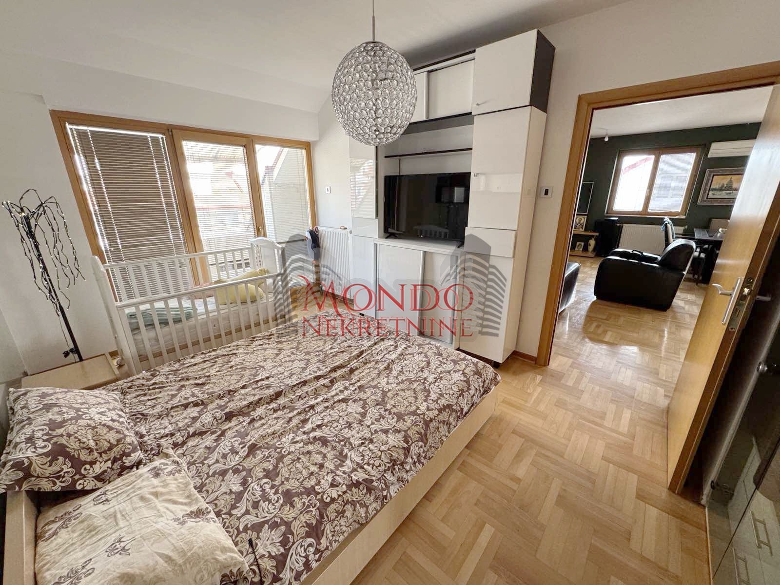 Dvosoban konforan stan u Duvanistu sa velikom terasom 7