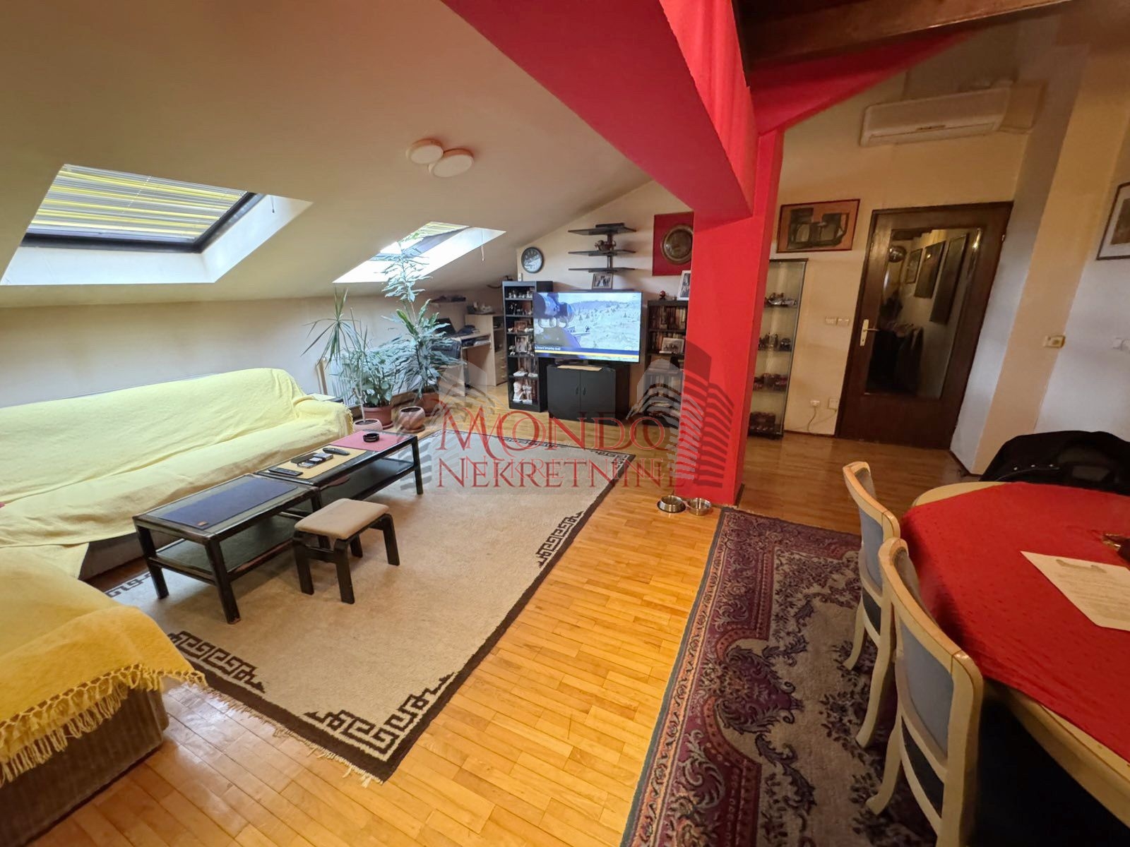 Trosoban stan na Bulevaru ul Blagoja Parovica kod Delte 2