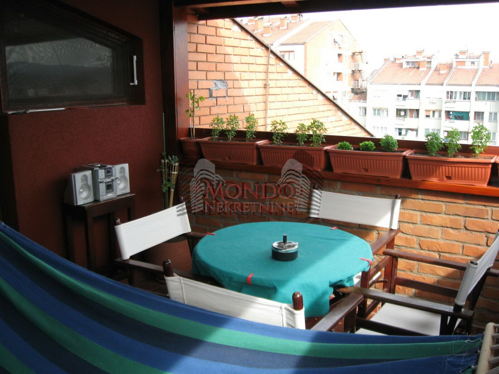 Trosoban stan na Bulevaru ul Blagoja Parovica kod Delte 19