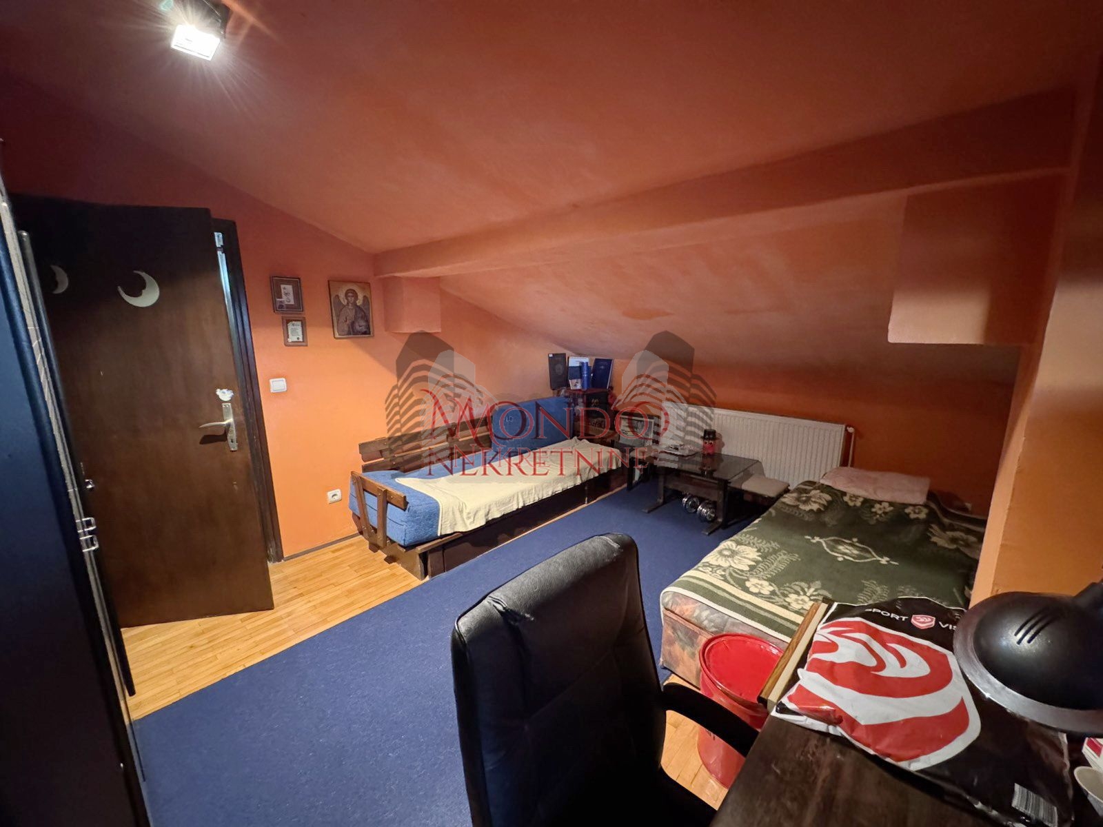 Trosoban stan na Bulevaru ul Blagoja Parovica kod Delte 13