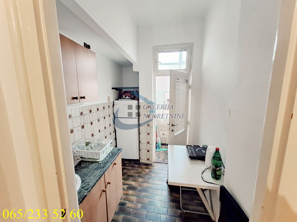 Zvezdara  Vukov spomenik   Bulevar kralja Aleksandra 28m2 4