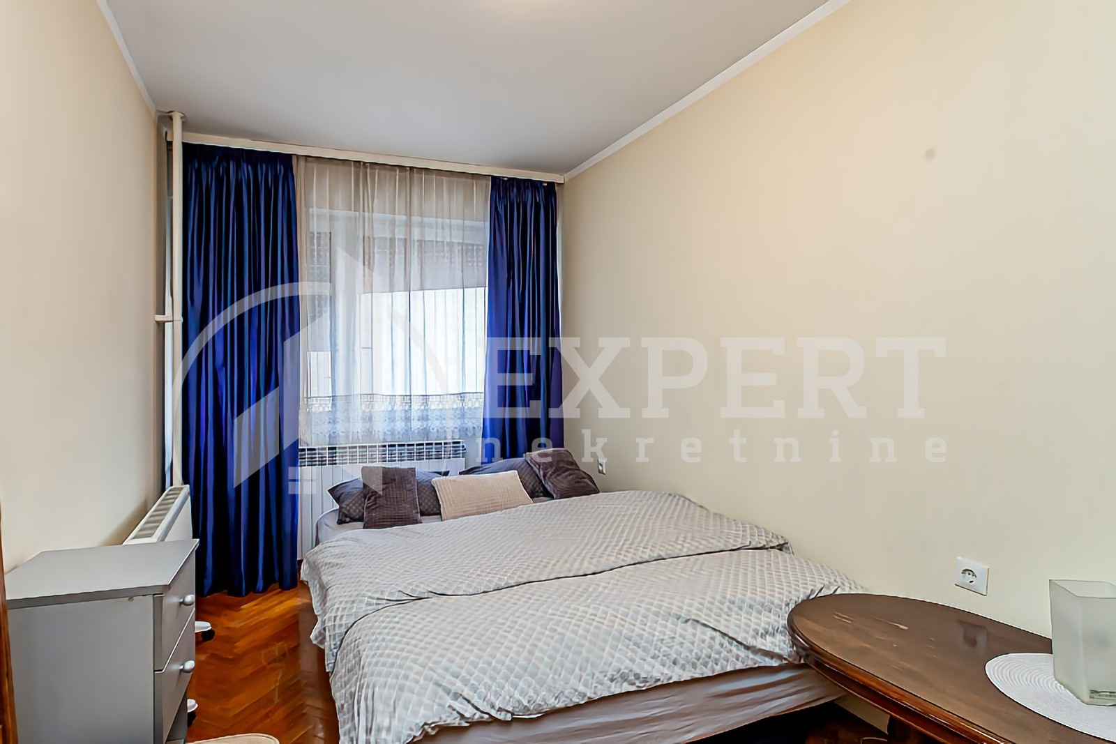 Trosoban stan, 80 m2, Centar, Trg 14. oktobra ID: p-013984 12