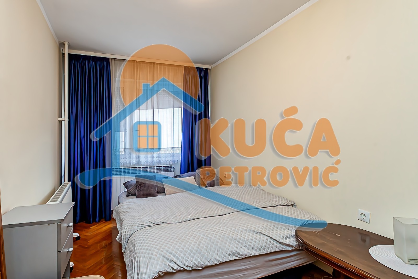 Trosoban stan, 80 m2, Centar, Trg 14. oktobra ID: p-013984 12