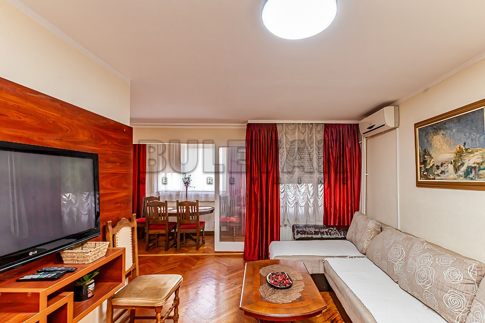 Trosoban stan, 80 m2, Centar, Trg 14. oktobra ID: p-013984 2