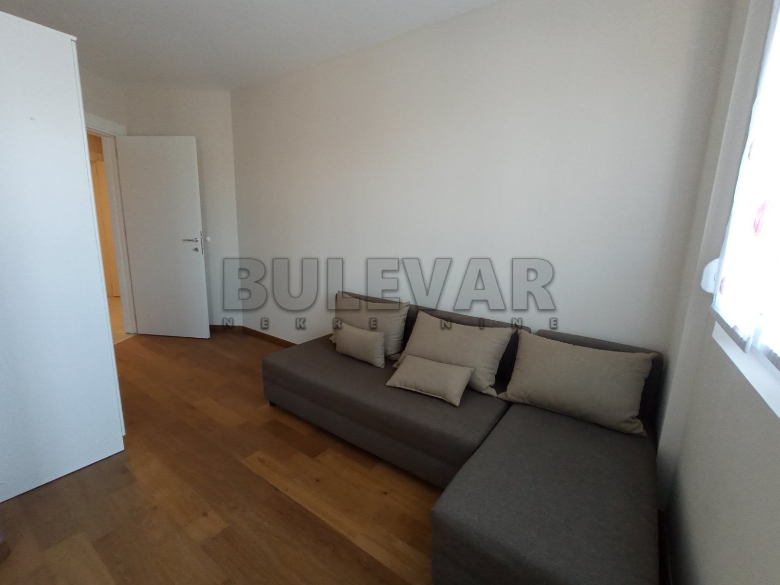 Trosoban stan, 86 m2, Čair, Tome Rosandića ID: i-014019 12