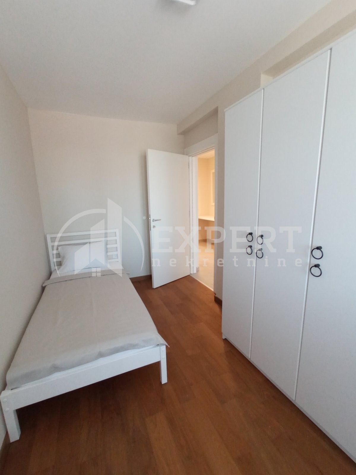 Trosoban stan, 86 m2, Čair, Tome Rosandića ID: i-014019 10